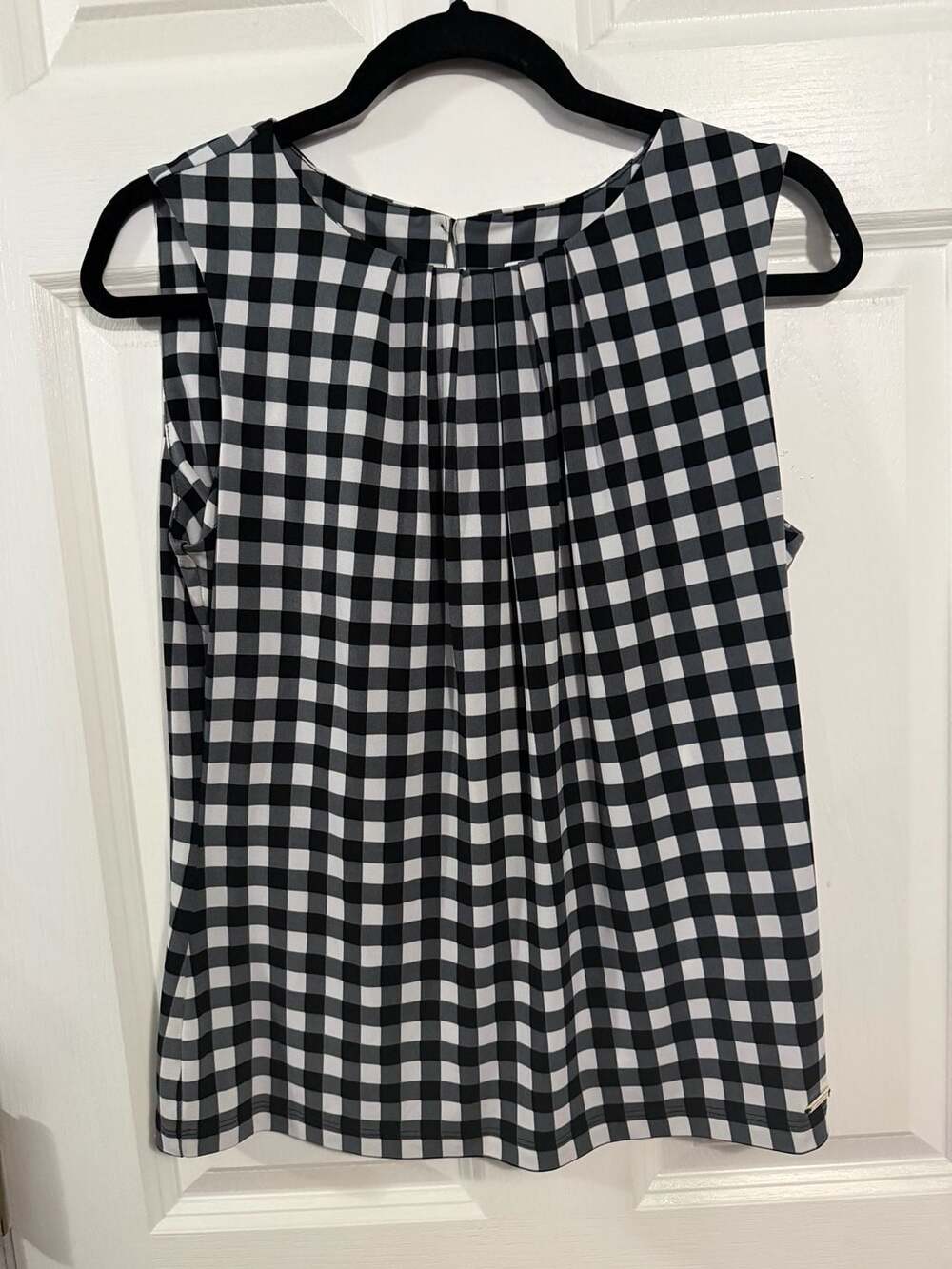 Calvin Klein Black and White Gingham Pleated Sleeveless Shell Blouse